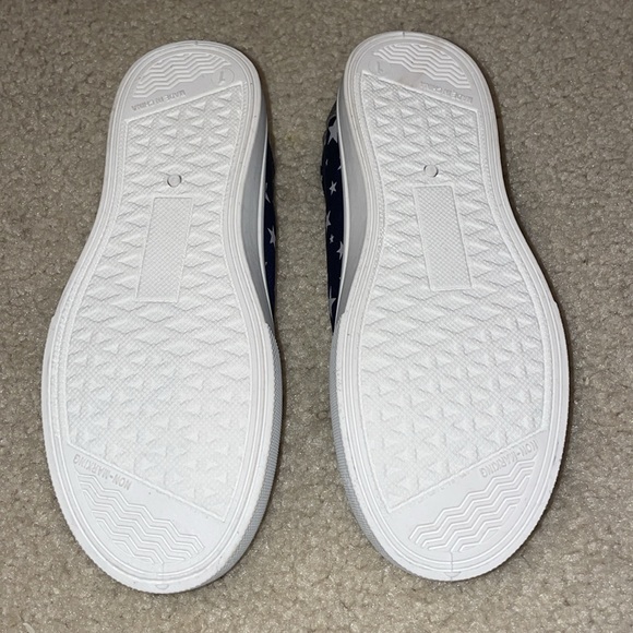 NWOT- Super Cute SO Ziti Girl’s Size 1 Slip On Shoes 💙Bundle for a Deal🩶 - Picture 5 of 5